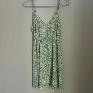 Small Green Flowered Dress w/ Scallop neckline